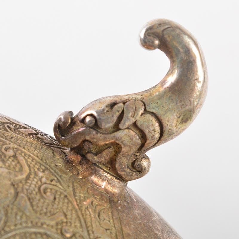 中国　白銅　唐草神獣文　爵　C　R6526E