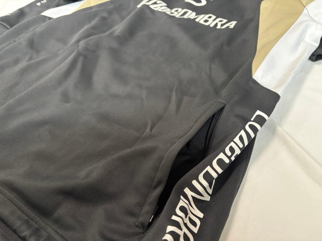 ルースイソンブラ　ジャージ上下　XL ブラック　ゴールド　サッカーウエア