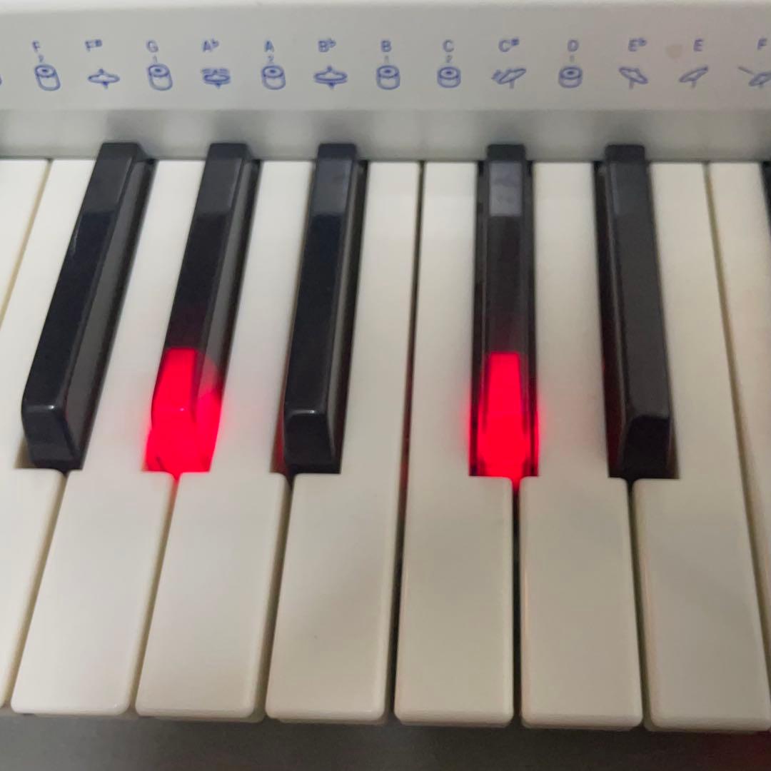 CASIOカシオ光ナビゲーション電子ピアノLK-180TV 純正ACアダプタ付属