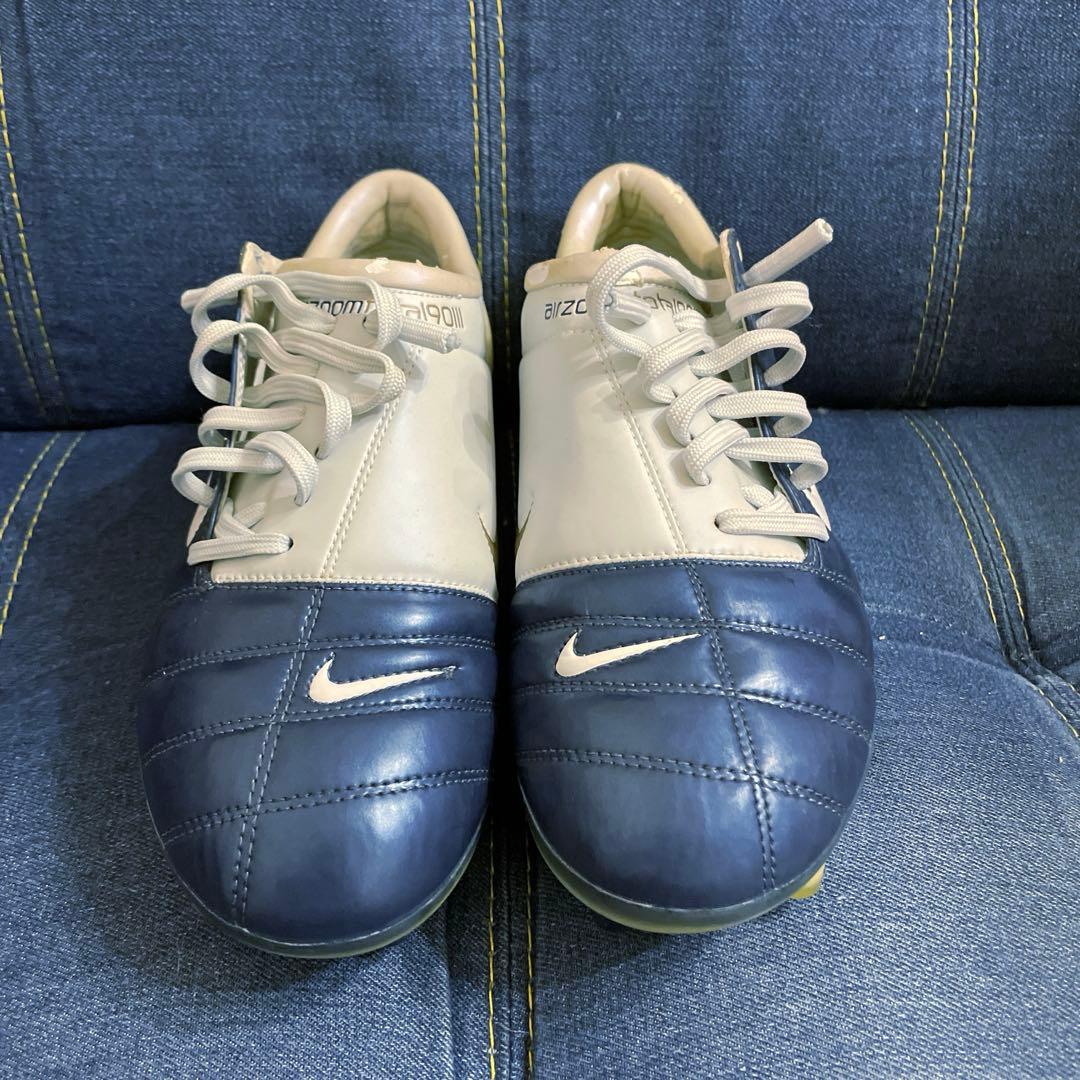 新品未使用　NIKE エアーズームトータル90 26センチ