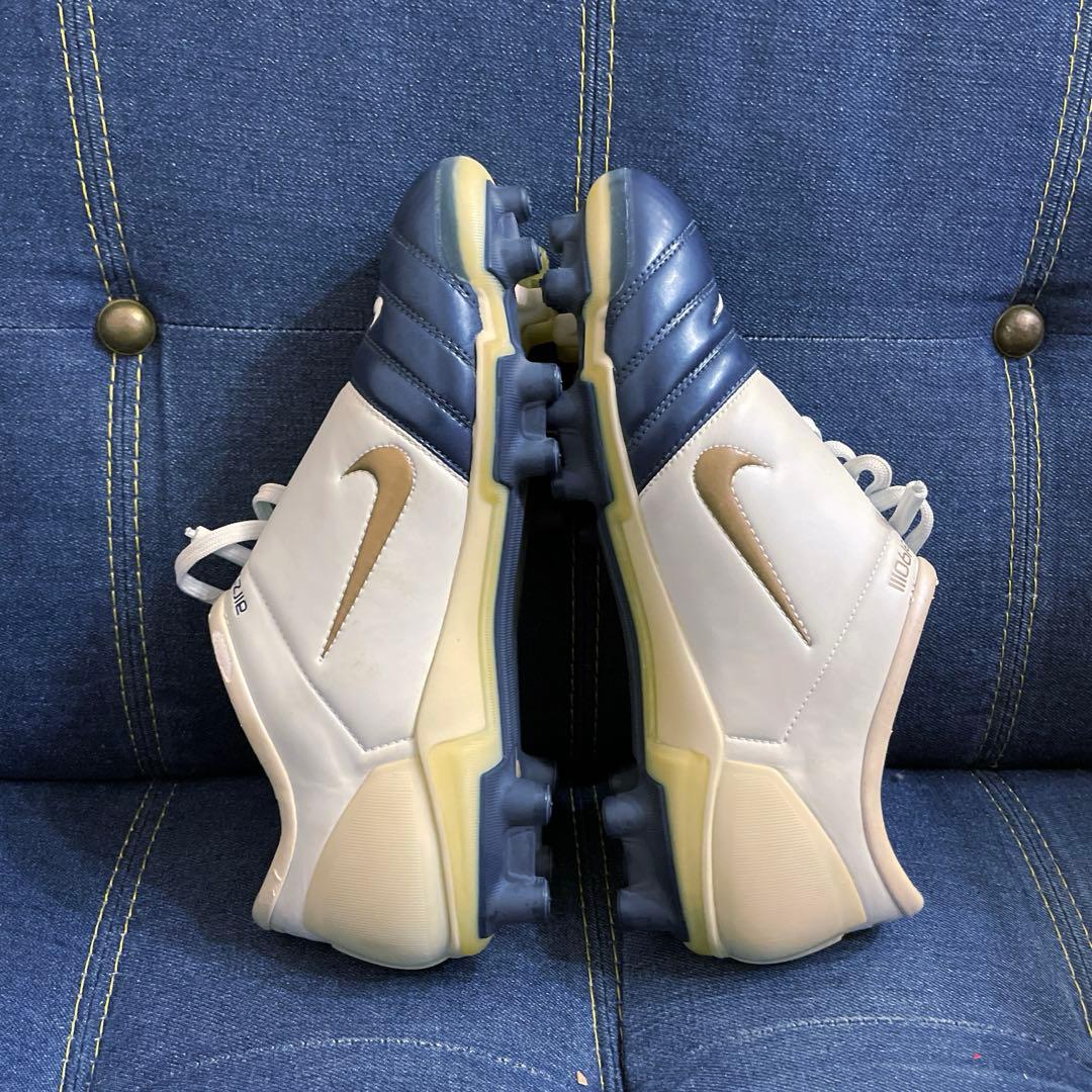 新品未使用　NIKE エアーズームトータル90 26センチ