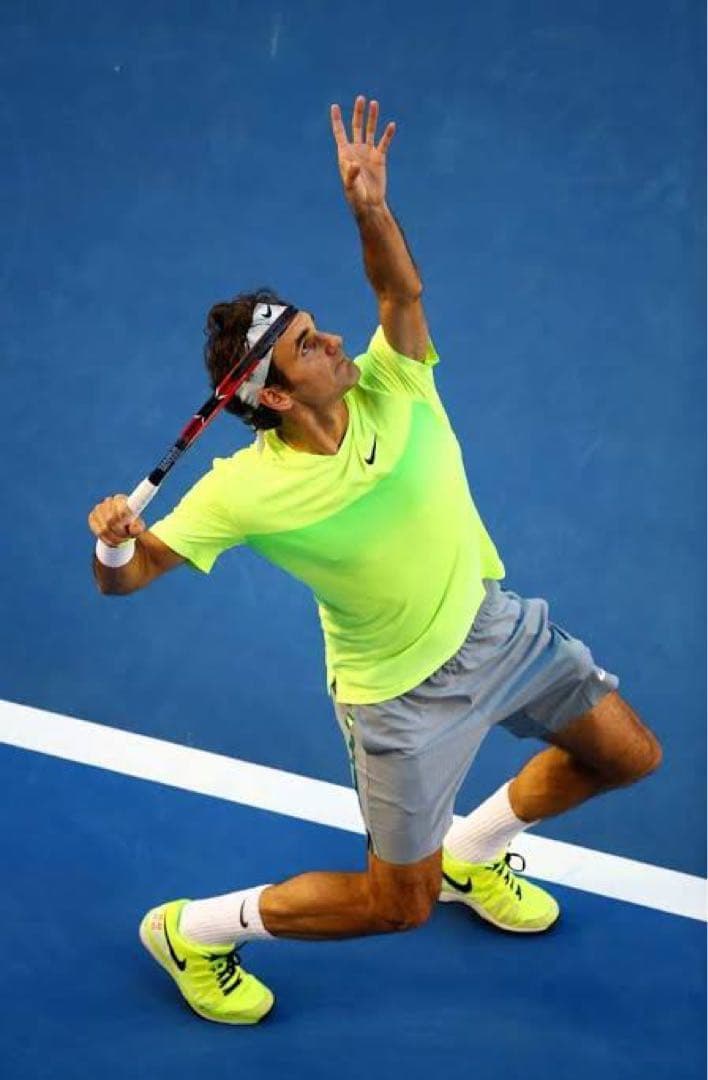 フェデラー　NIKE テニスウェア　イエロー