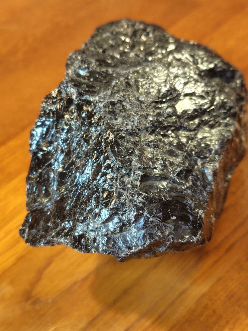 モリオン(黒水晶)の原石