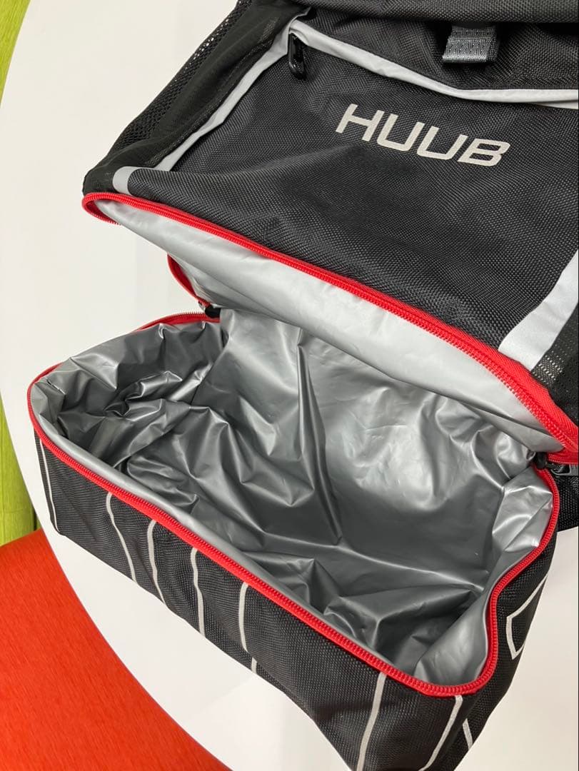 HUUB トランジションバックパック 黒/赤