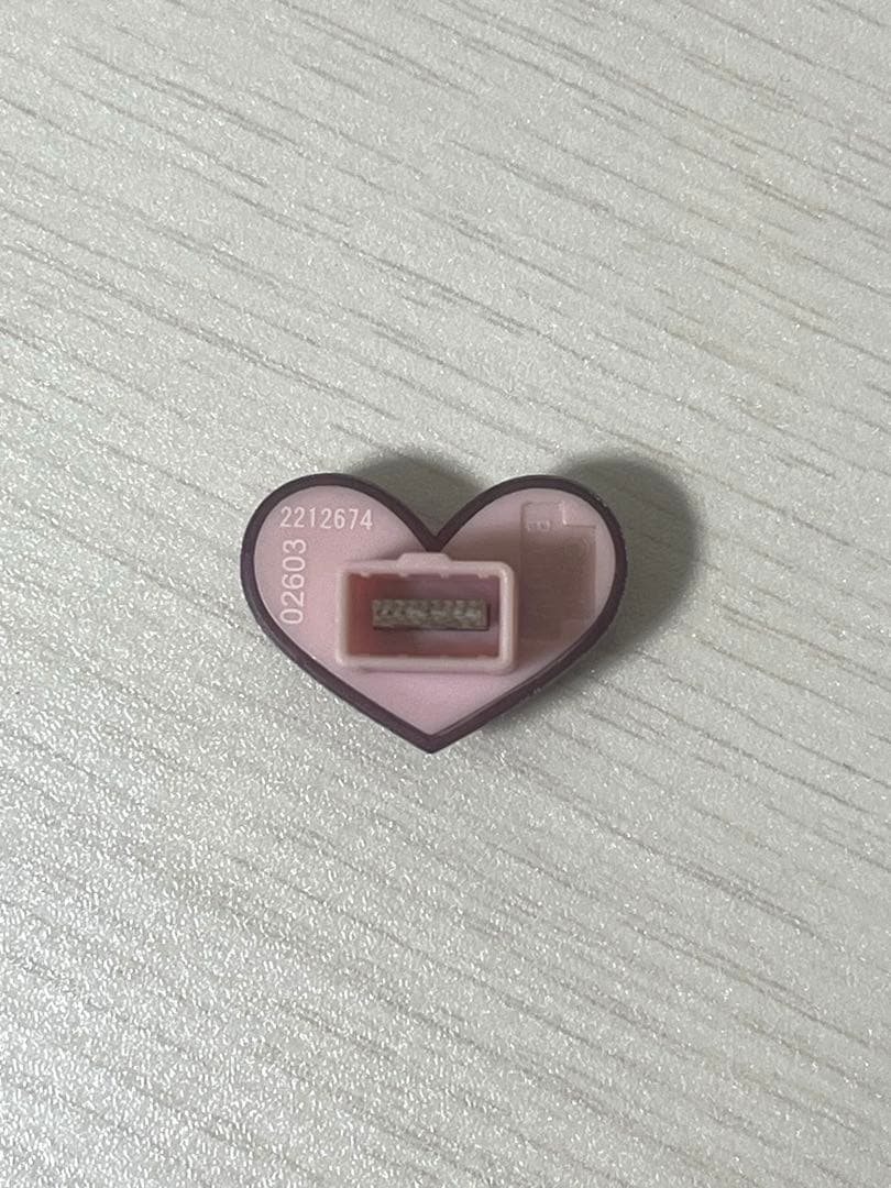 たまデコピアス　サンリオ