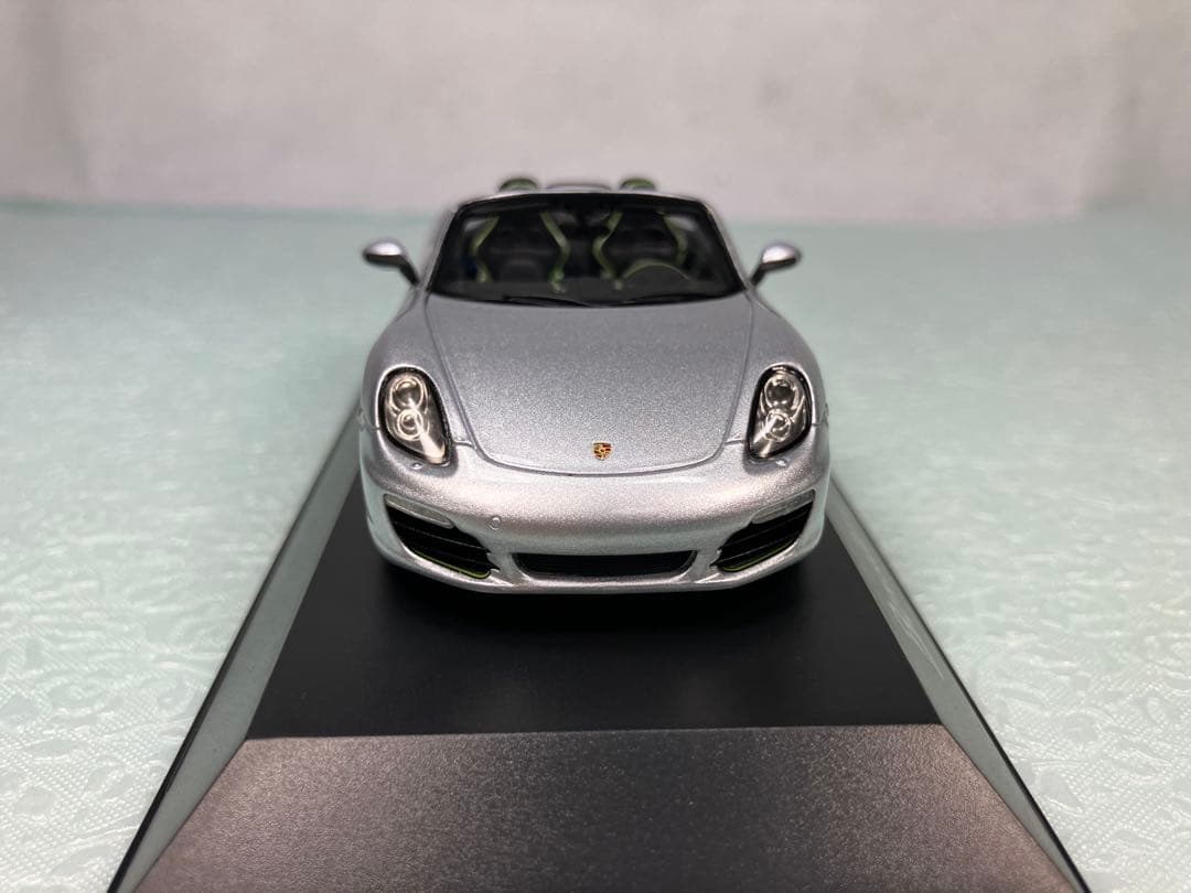 Spark ディーラー品Porsche Boxster e プロトシルバー