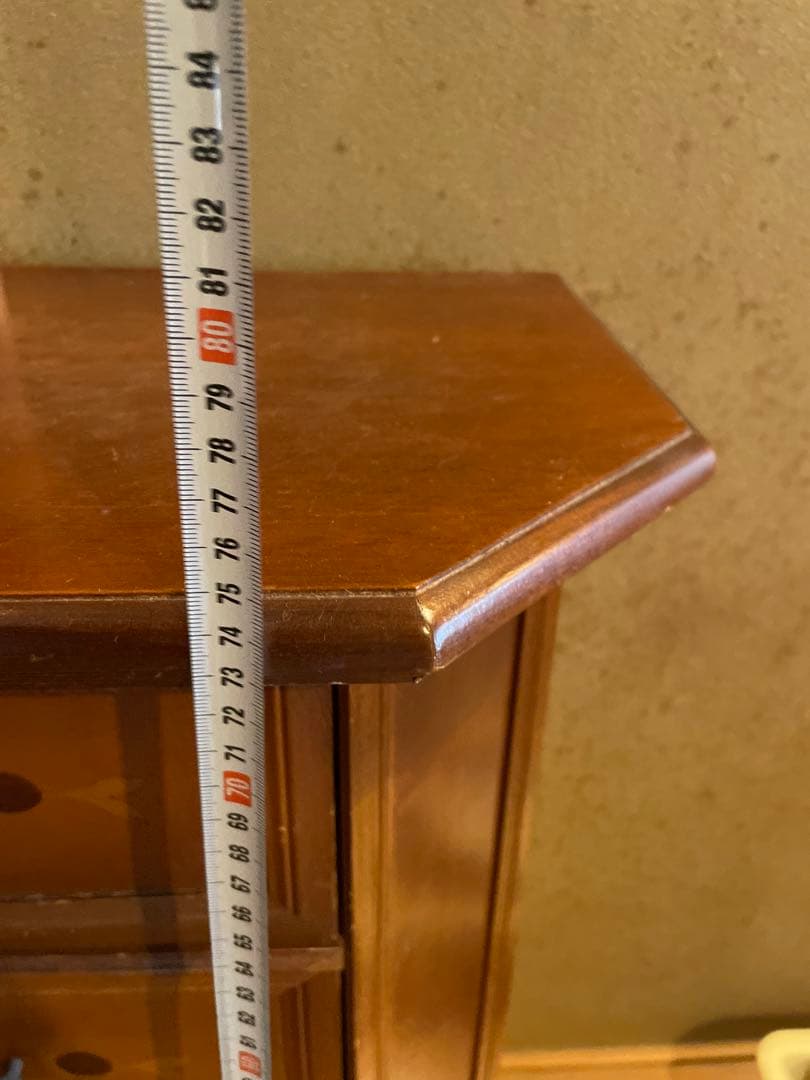 イタリア　象嵌　4段縦型のチェスト　コンソール