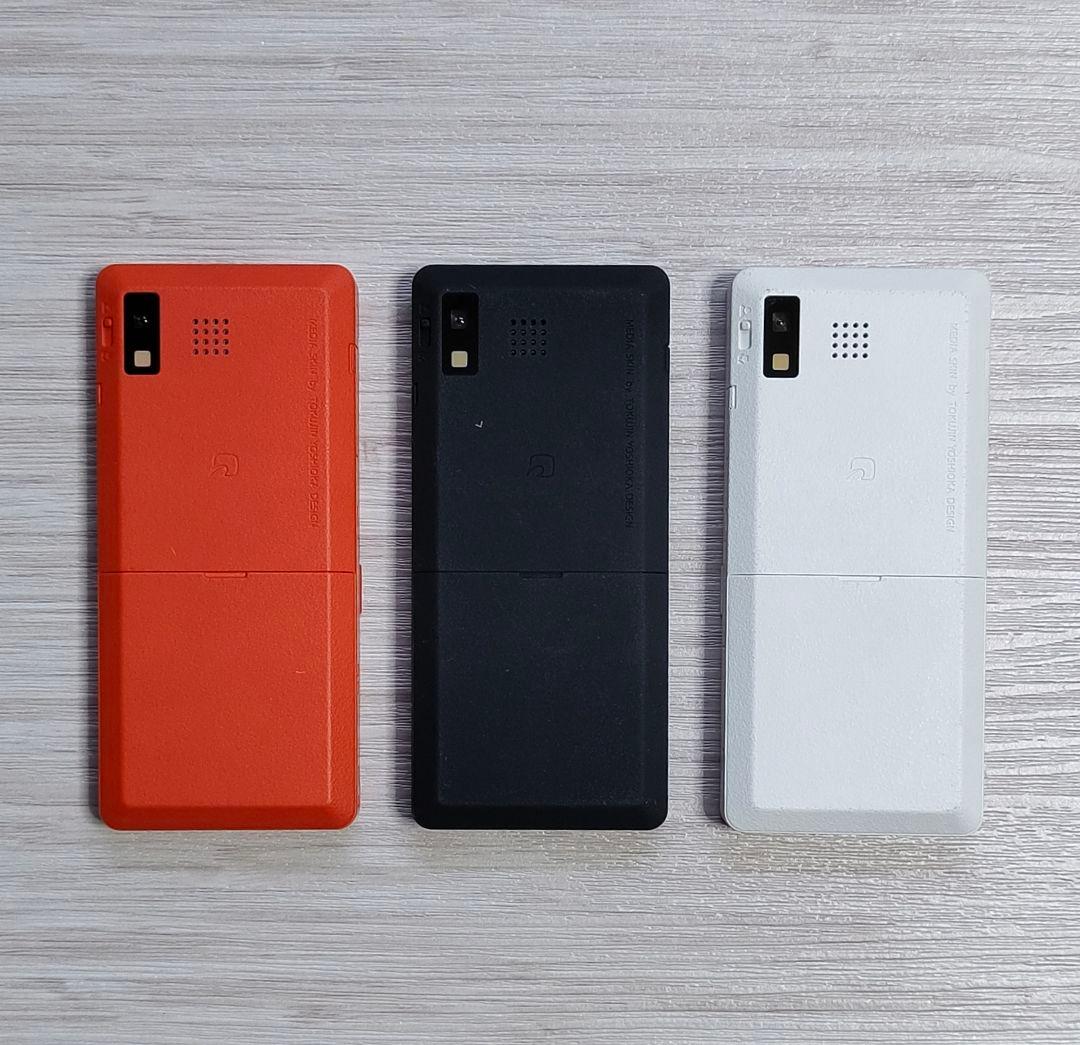 モックアップ｜au MEDIA SKIN｜ガラケー｜吉岡徳仁｜プロダクトデザイン