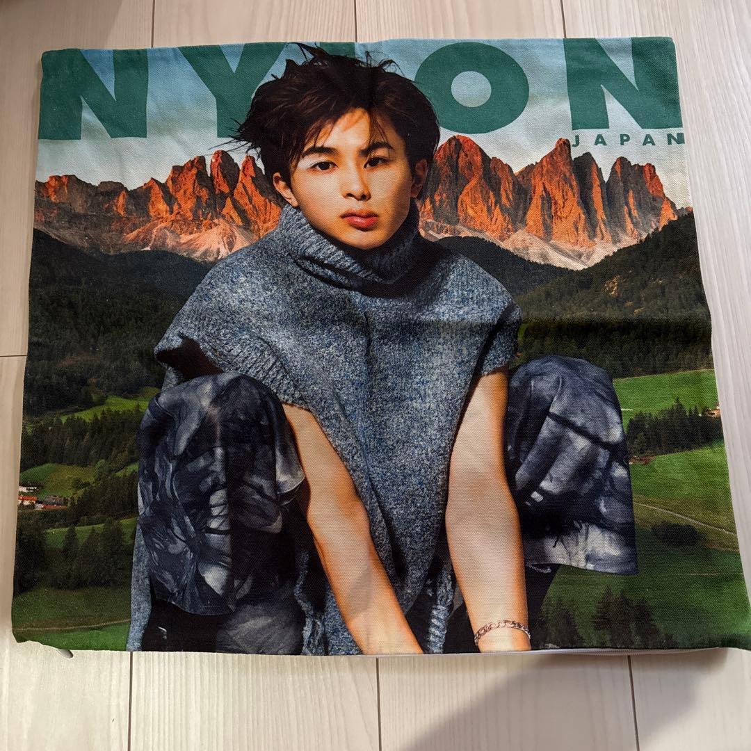 超特急　タクヤ　クッションカバー　NYLON