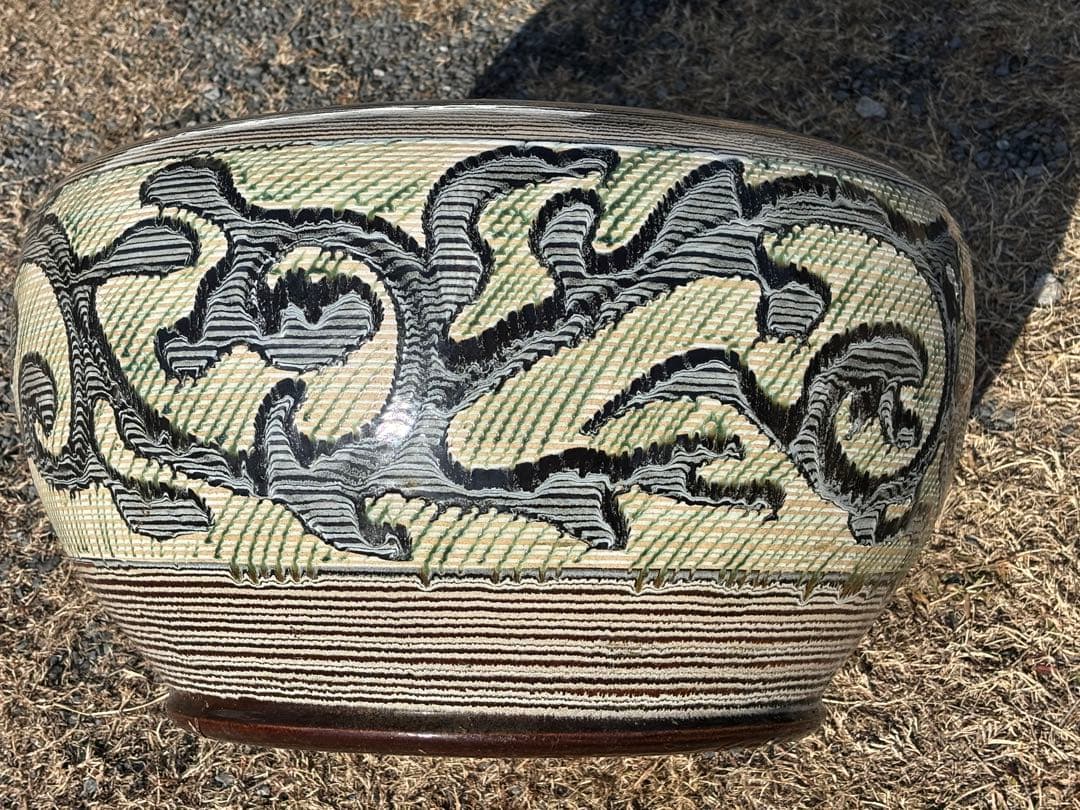 専用出品です。 大型火鉢　装飾的な模様の 陶器　昭和初期　昭和レトロ