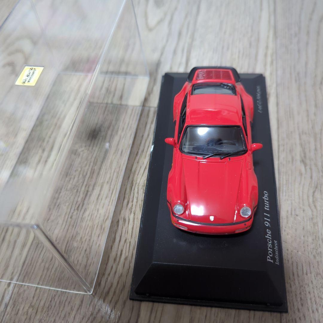 Porsche 911 turbo ミニカー 限定版 赤