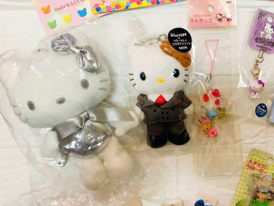☆レア☆ ハローキティ ぬいぐるみ　ストラップ　メモ　ポストカード等　20点