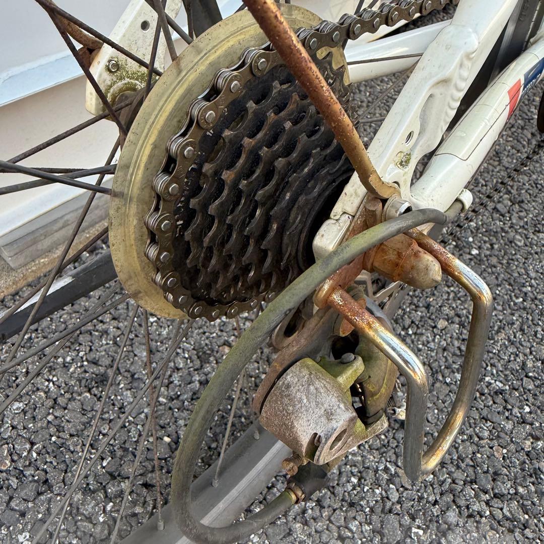 クロスバイク momentum 身長165-180cm 7段変速