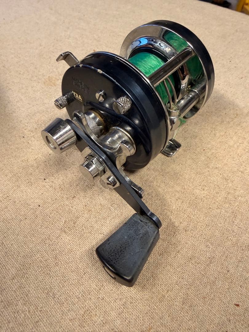 ABU Ambassadeur 5500C おそらく60年代後期　ガンメタ