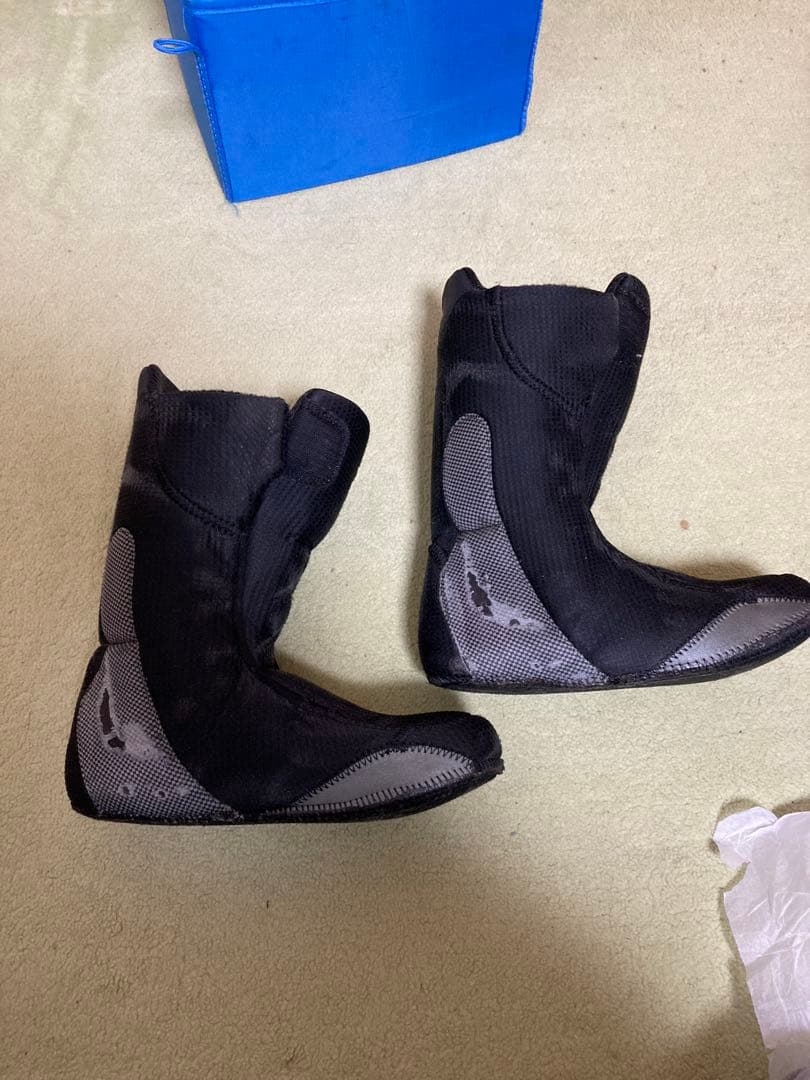 バートン　インペリアル　スノーボードブーツ ブラック ビブラムソール