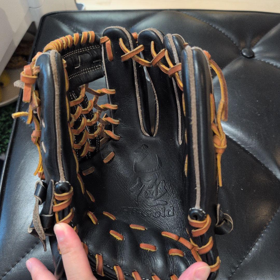 ゴ*ス様 ハイゴールド 一般軟式グローブ 右投　湯もみ型付済 三塁手・オールポジ