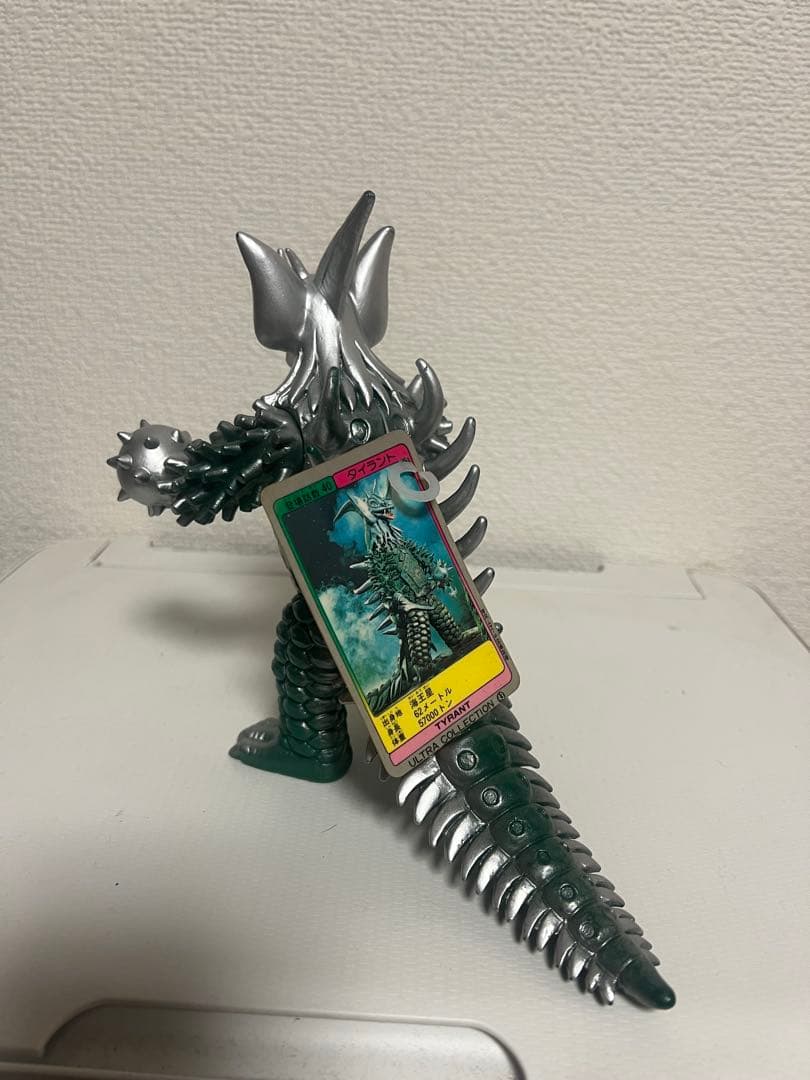 ウルトラ怪獣　タイラント初版　未使用　バンダイ