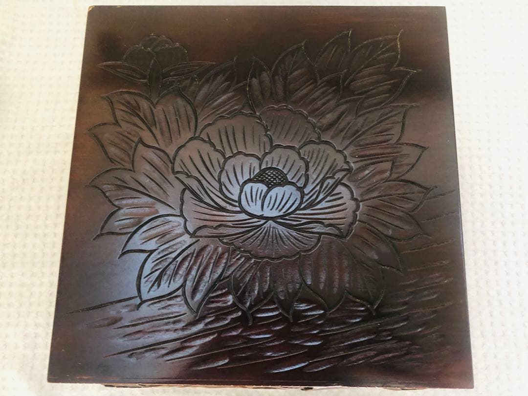 ￼日光彫 二段小引き出し