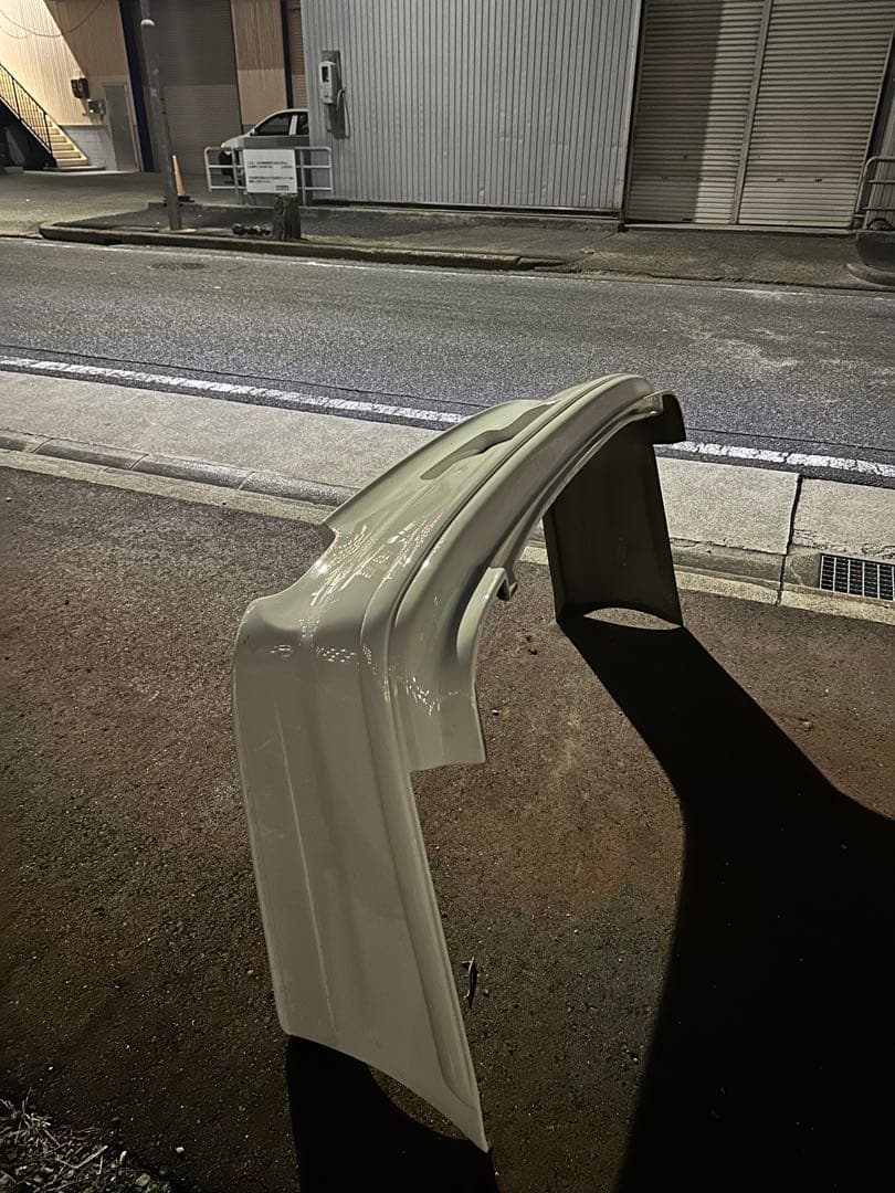 マークⅡリヤエアロ白色(040)塗装済み白色