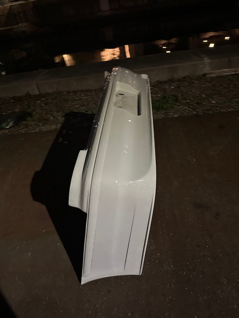 マークⅡリヤエアロ白色(040)塗装済み白色