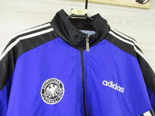 96年ドイツ代表選手用＜リバーシブルジャケット＞アディダス M95t