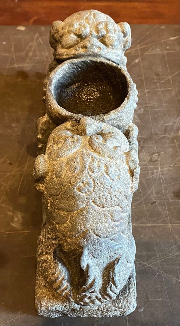 中国　石材彫刻　獅子・ヴィンテージ　レア ・観葉植物・一輪挿し・中国　台湾茶器