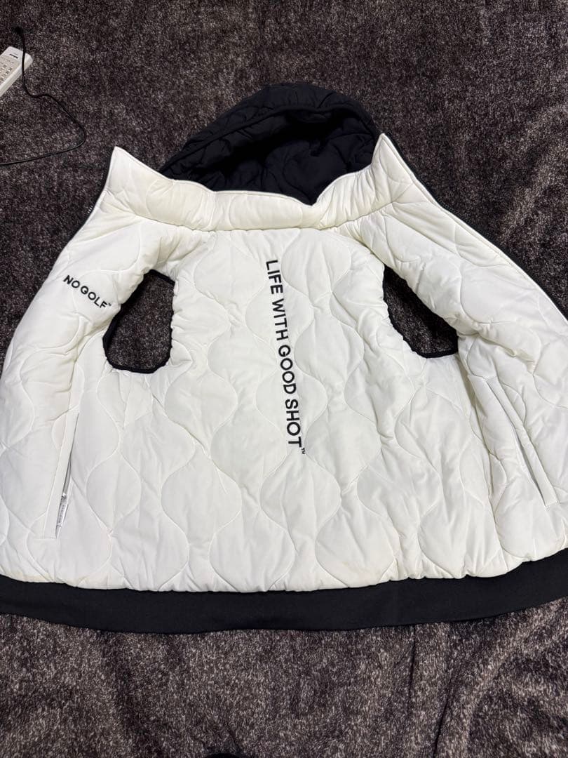 NO COFFEE CLUBHAUS フード付きダウンベスト　nogolf