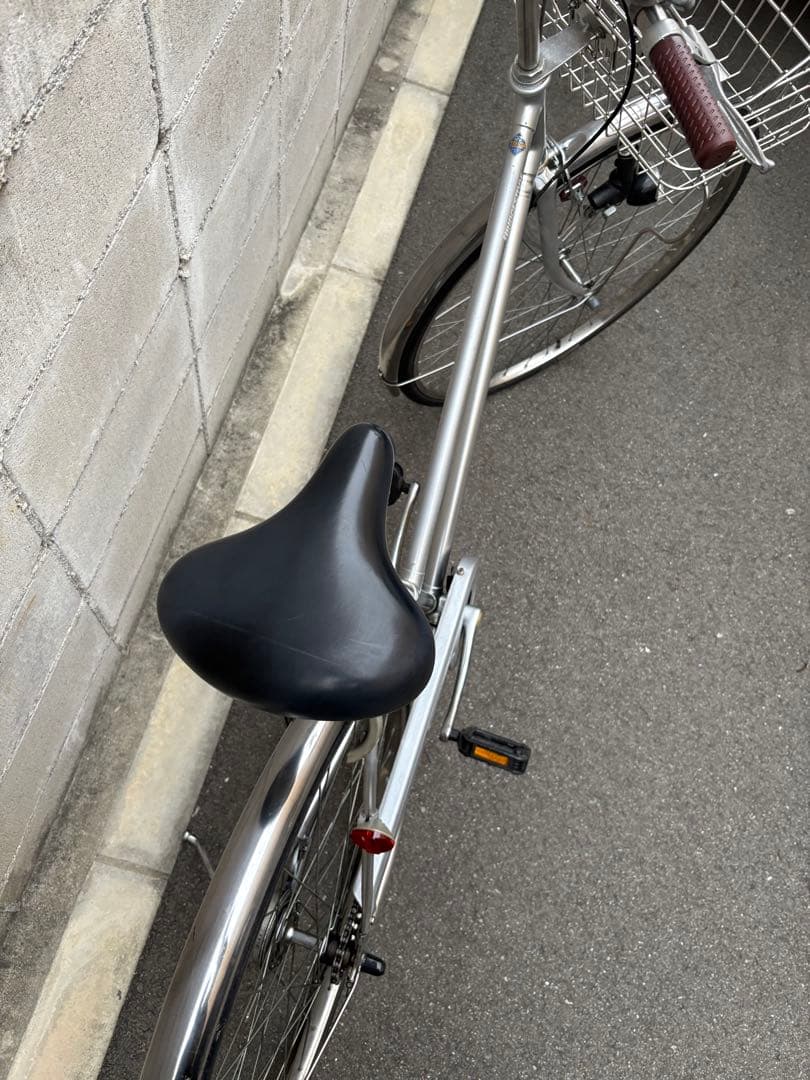 ブリヂストン　シルバー