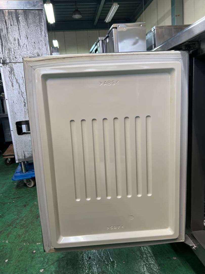 2013年 フクシマテーブル形冷凍庫 1800x600x800