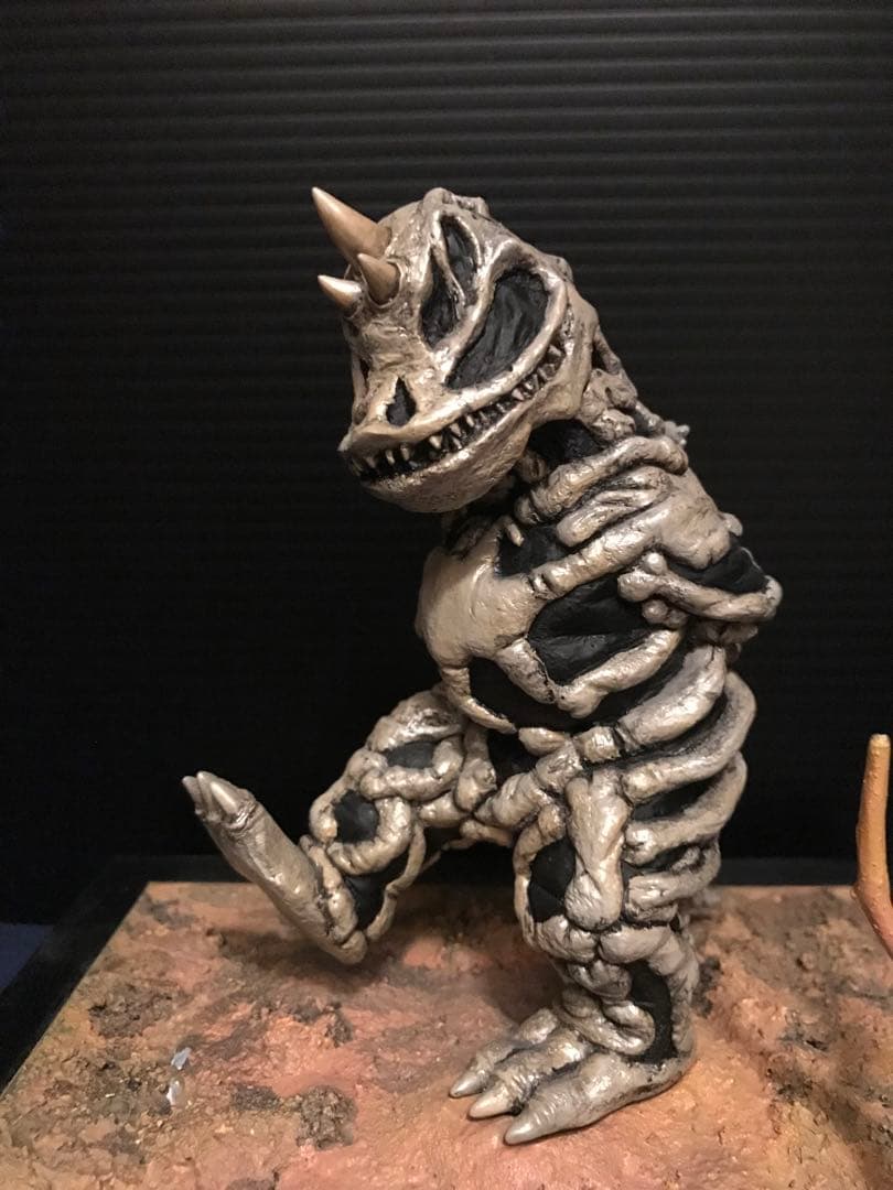 レア！亡霊怪獣シーボーズ　フィギュア　ジオラマ完成品