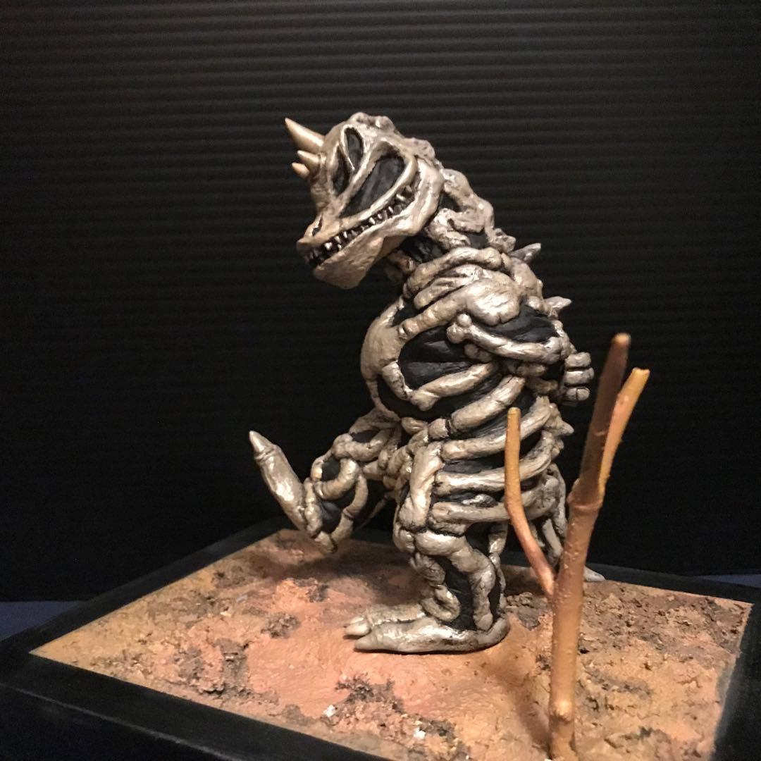 レア！亡霊怪獣シーボーズ　フィギュア　ジオラマ完成品