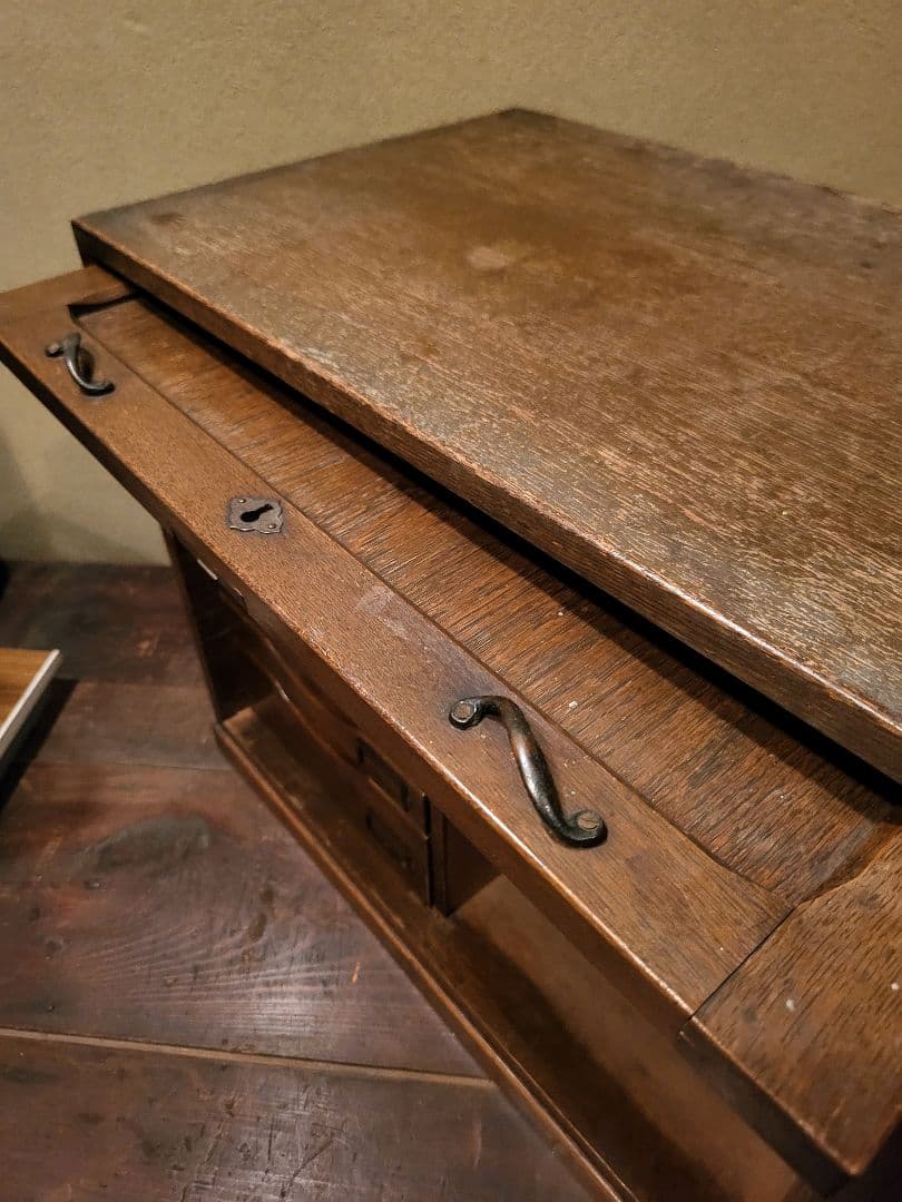 スライド扉　引き出し　7杯　ネームプレート　棚　書類ケース　収納棚　ヴィンテージ