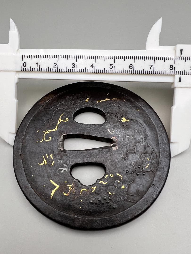 【海】江戸期　鍔　花弁金象嵌鉄鐔　鉄鍔　鐔　古刀匠　極上品　刀装具　箱付