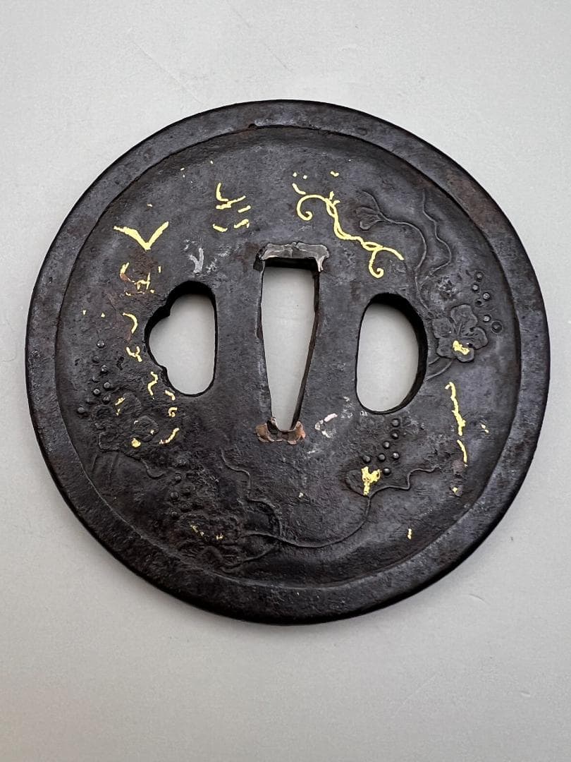 【海】江戸期　鍔　花弁金象嵌鉄鐔　鉄鍔　鐔　古刀匠　極上品　刀装具　箱付