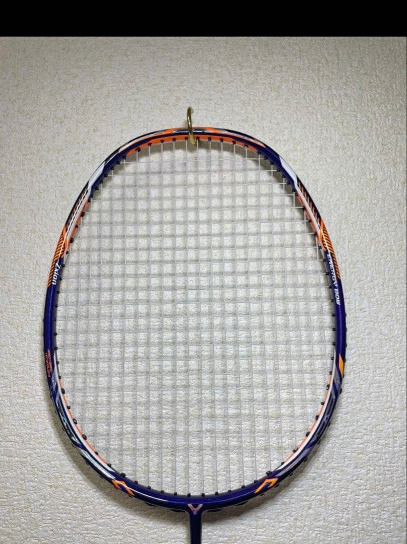 ラケット Victor Thruster K9900
