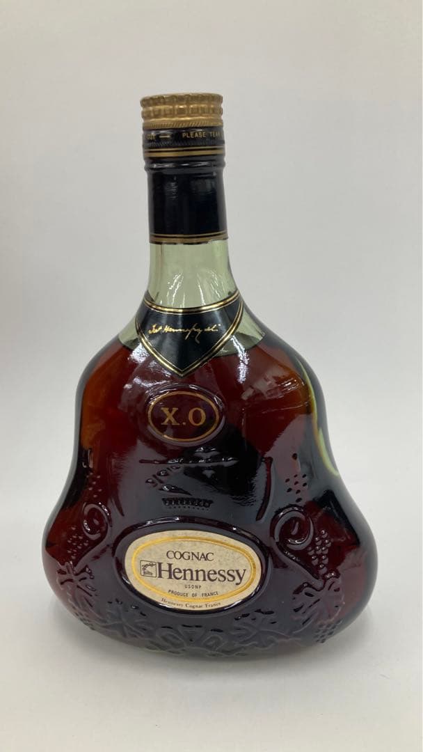 ヘネシーXO　金キャップ　ブランデー特級　コニャック　700ｍｌ　未開封
