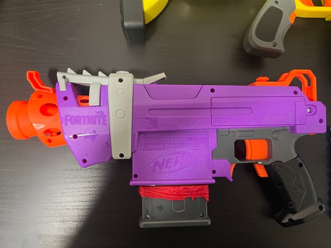 NERF フォートナイト ナーフ AR-L SMG-E ピーリー トイガン