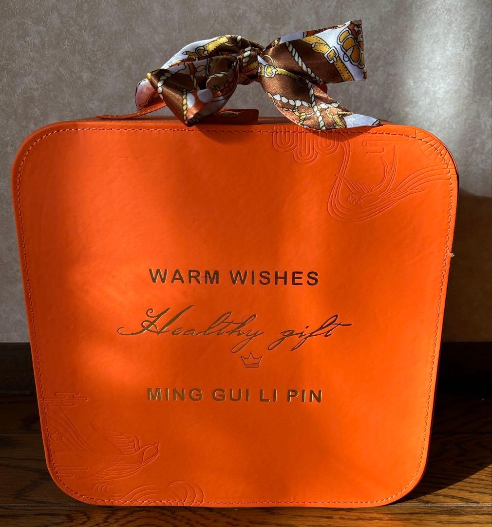 高級　天然燕窝 ギフトボックス入り　インドネシア産　100g