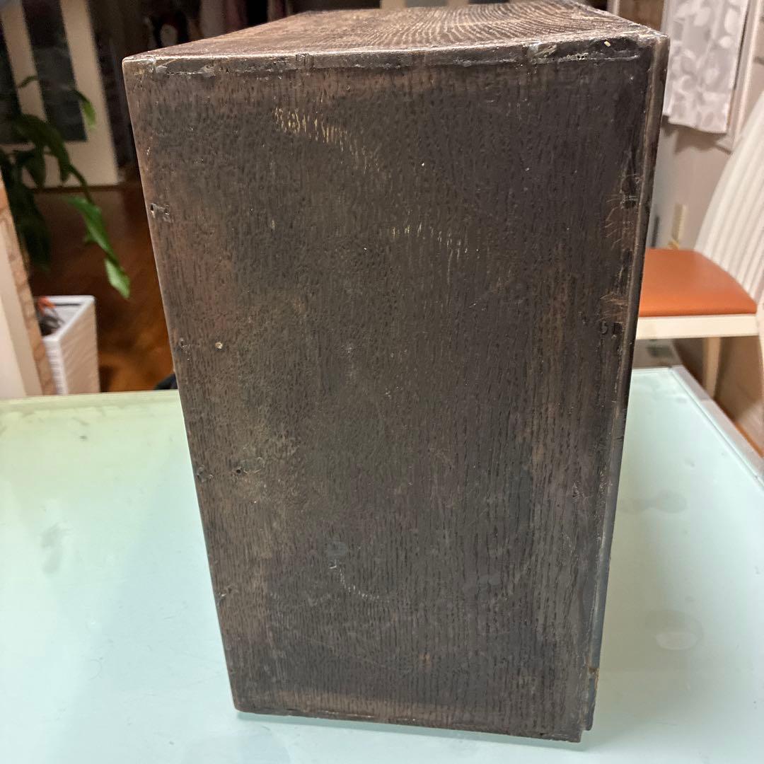 アメリカから木製引き出し式タンス 9個の引き出し付き