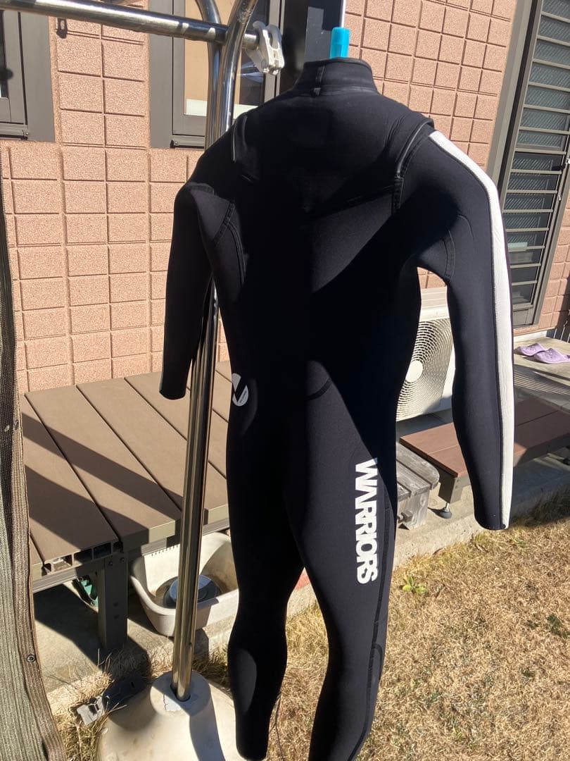 WAVEWARRIORS 3mmウェットスーツ