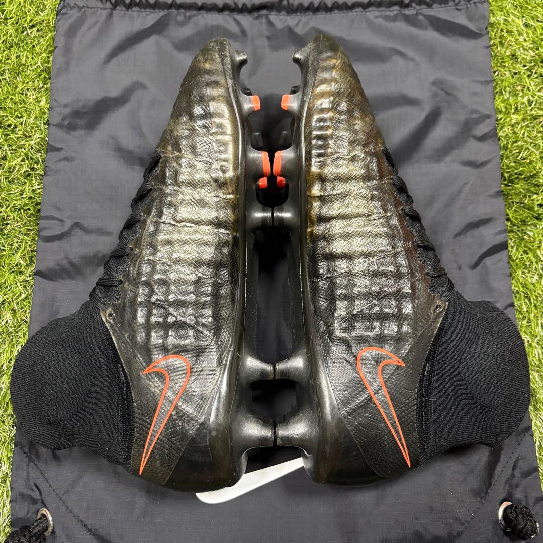 NIKE Magista Obra Ⅱ FG 27cm