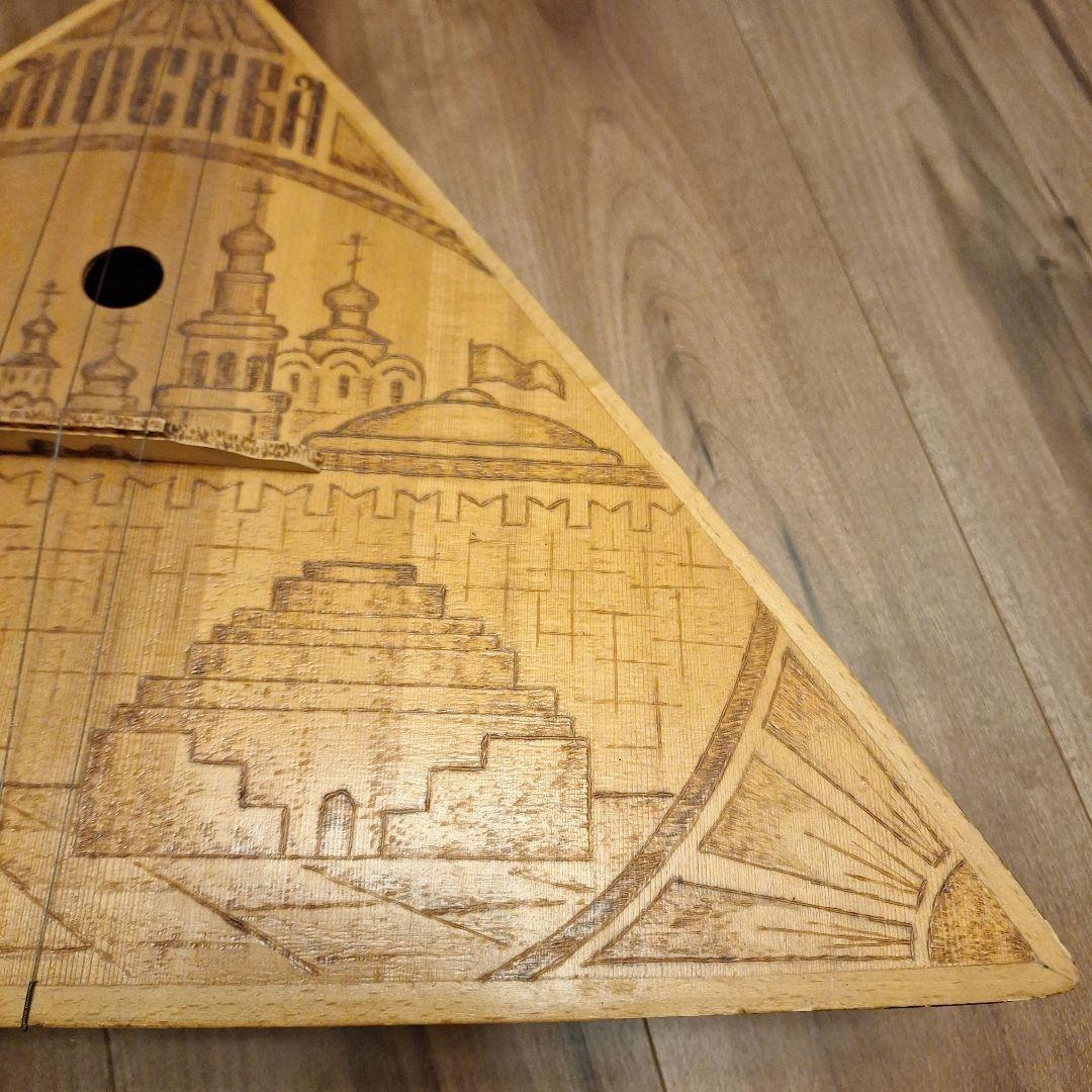 バラライカ (ロシアの民族楽器)