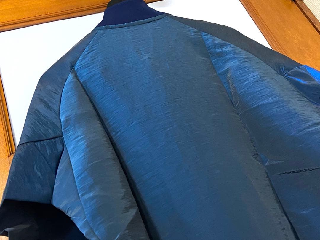 未使用 プーマ ジュビロ磐田 薄手 ナイロンジャケット ウィンドブレーカー M