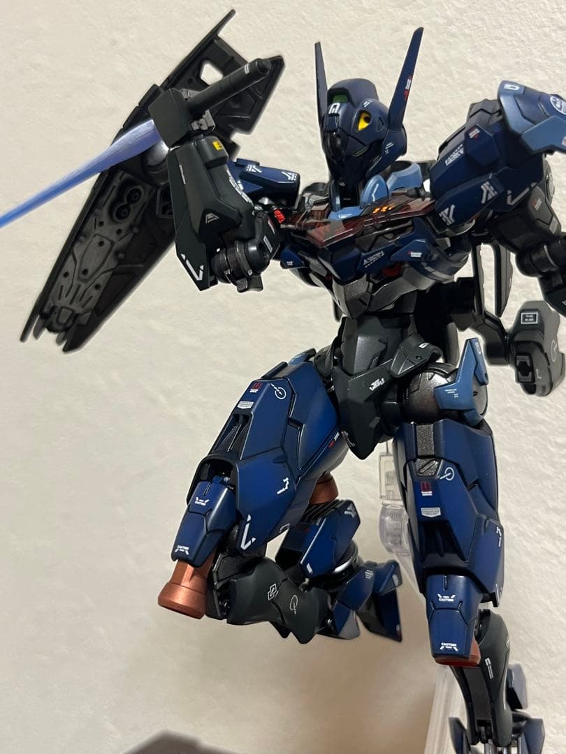 HG 1/144 ガンダムルブリス　全塗装改造品　水星の魔女ガンプラ