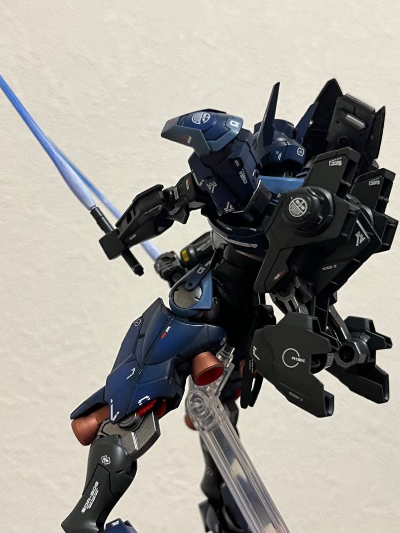 HG 1/144 ガンダムルブリス　全塗装改造品　水星の魔女ガンプラ