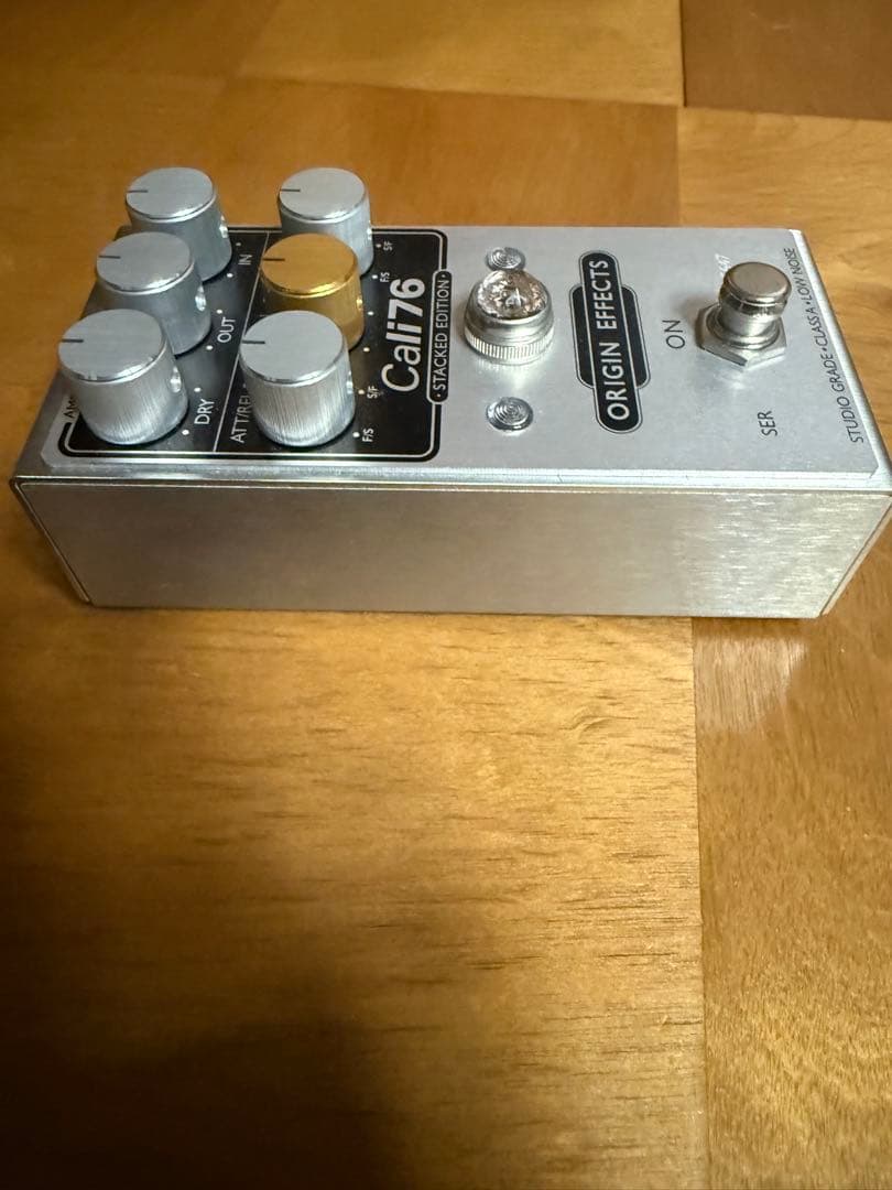 ギター ORIGIN EFFECTS / Cali76 SE