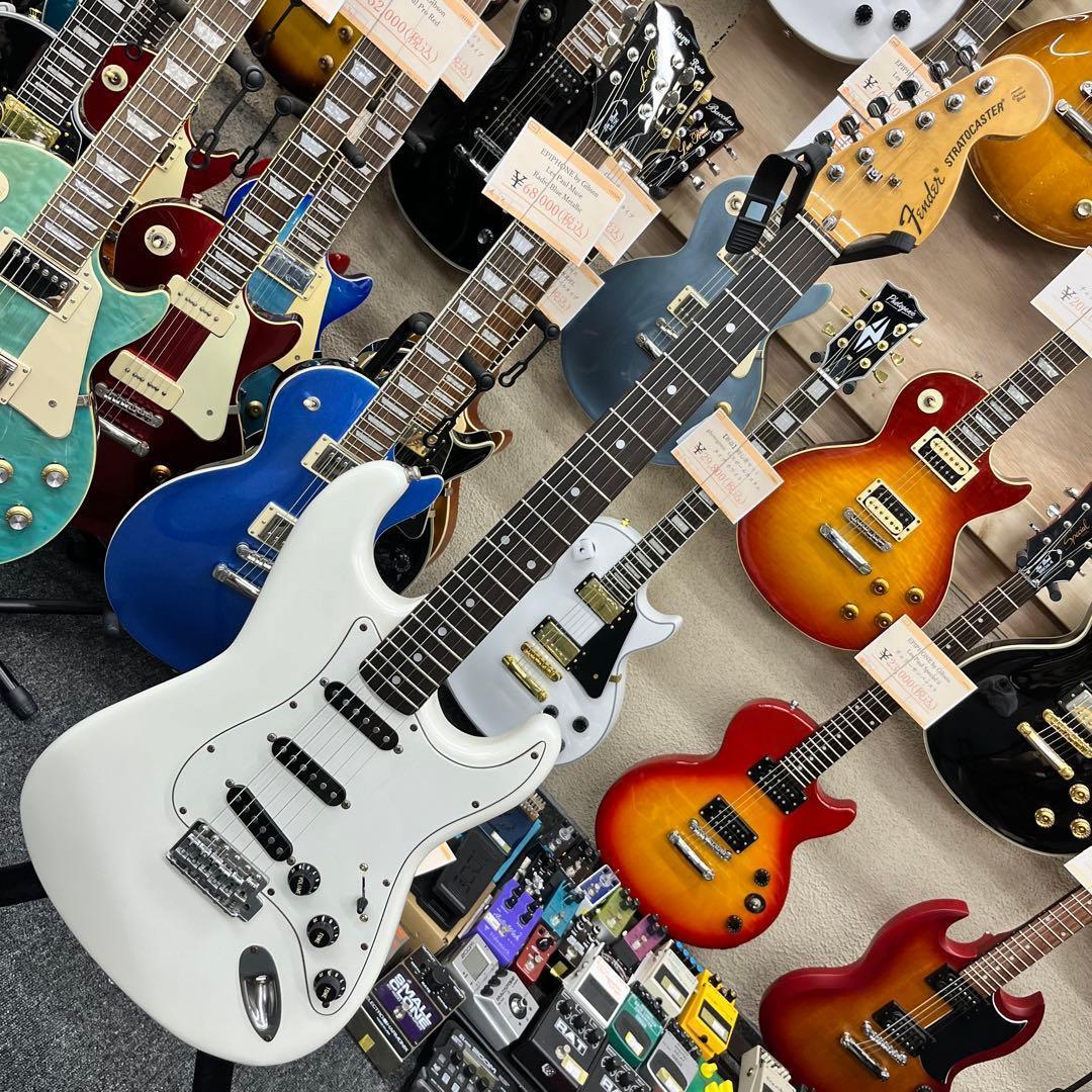 【10261】Fender Japan Stratocaster ST72?