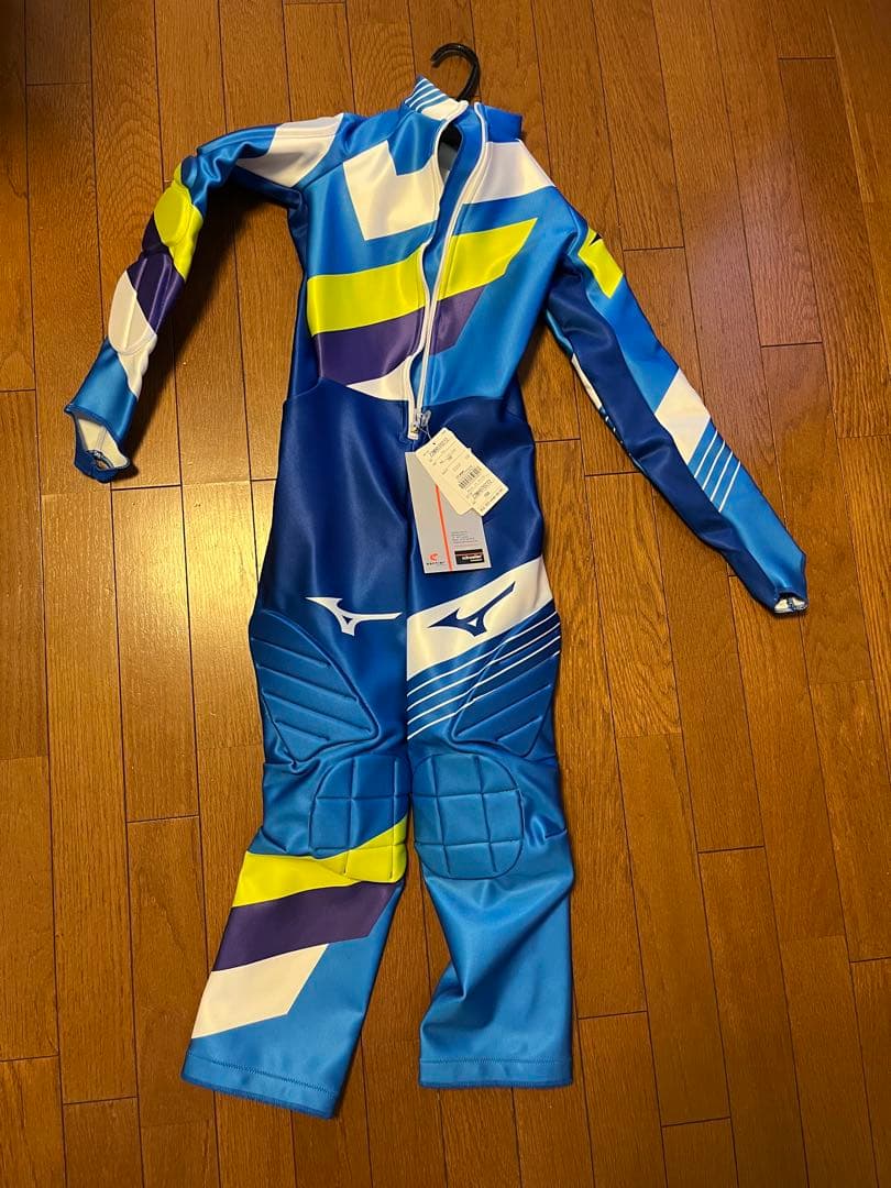 ミズノ スキーワンピース　サイズ150 （新品未使用）　売り切り
