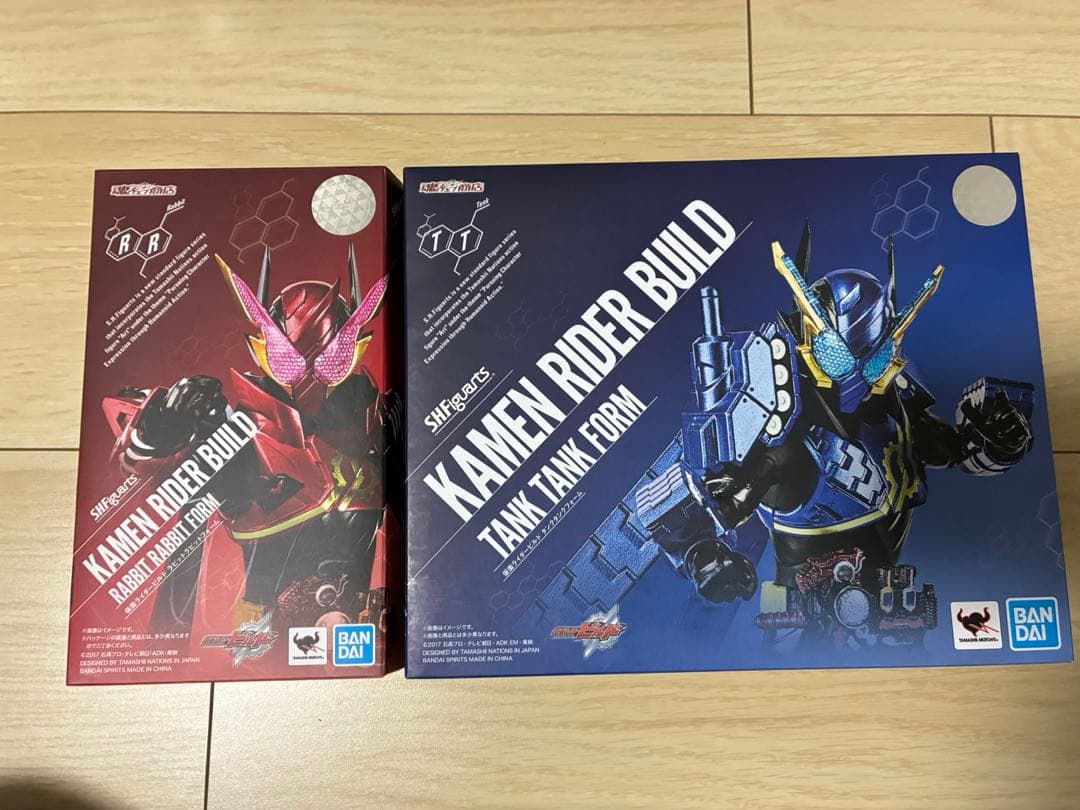 フィギュアーツ　仮面ライダービルド　ラビットラビット　タンクタンク　2体セット