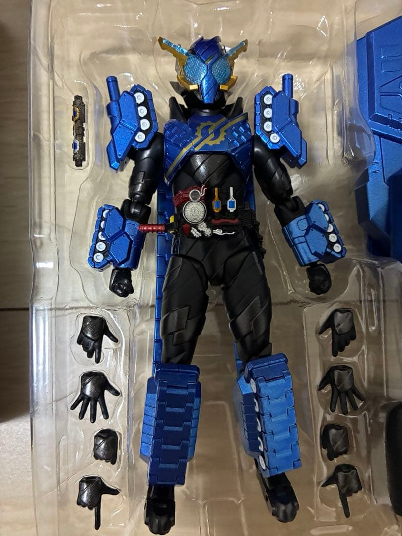 フィギュアーツ　仮面ライダービルド　ラビットラビット　タンクタンク　2体セット